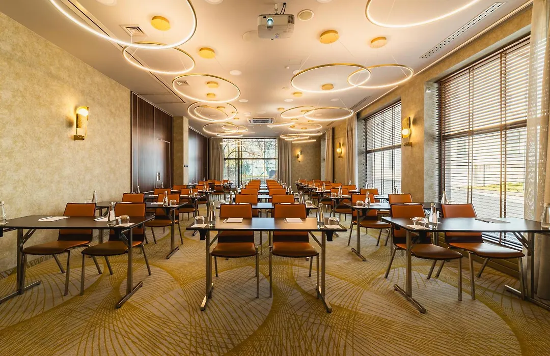 Hotel DeSilva Premium Opole-1